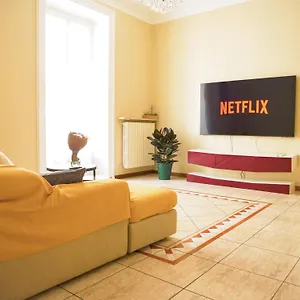 Apartamento Wonderful Downtown Apartment-hd Netflix, King-size Bed, Two Minutes' Walk From Metro Milán