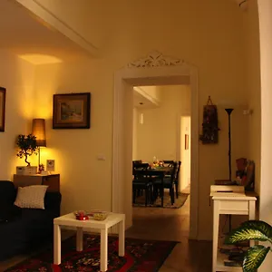 Il Conservatorio Nápoly
