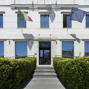 Palazzo Salgar Nápoly
